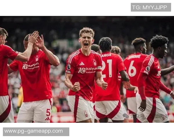 国王杯精彩对决那不勒斯狂胜利物浦帽子戏法引爆全场激情